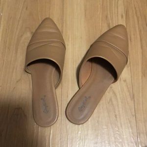 Qupid mule flats